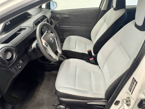 2015 Toyota Prius c Two