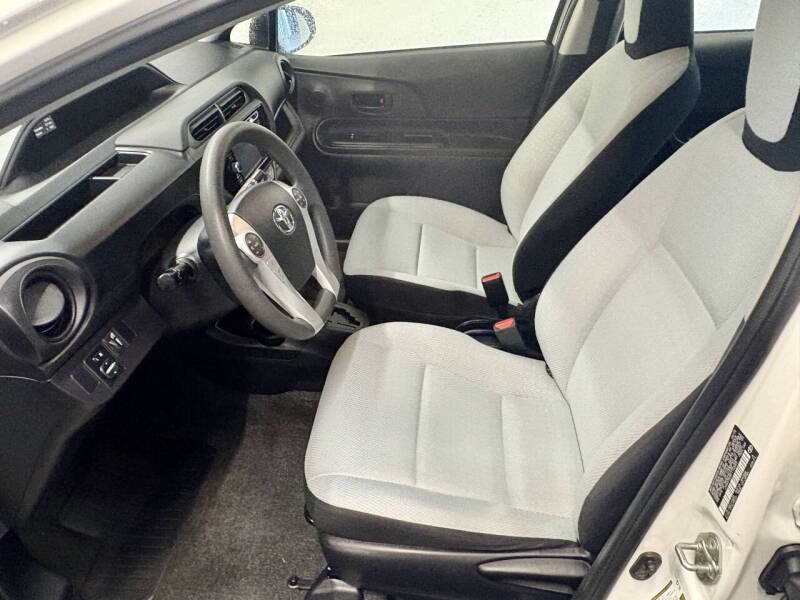 2015 Toyota Prius c Two