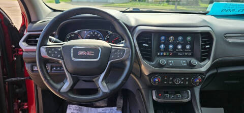 2023 GMC Acadia AT4