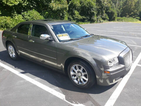 2009 Chrysler 300 for sale at JCW AUTO BROKERS in Douglasville GA