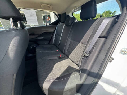 2022 Nissan Kicks S