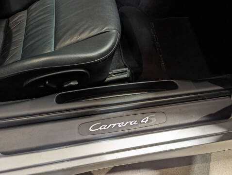 2004 Porsche 911 Carrera 4S