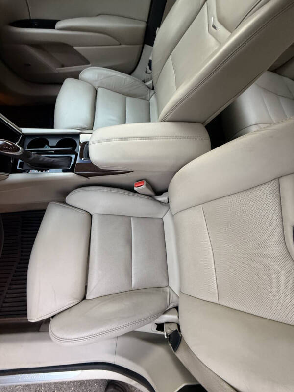 2014 Cadillac XTS Luxury Collection