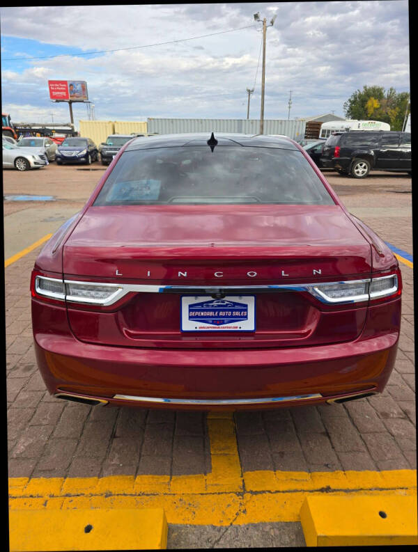 2019 Lincoln Continental Select