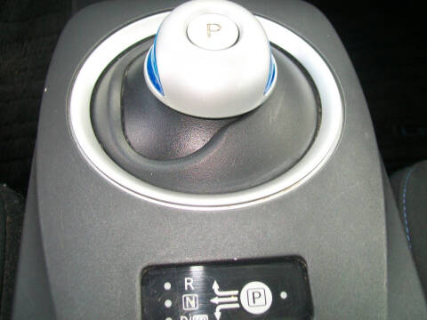 2013 Nissan LEAF S