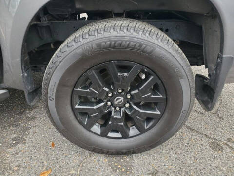 2023 Nissan Frontier SV