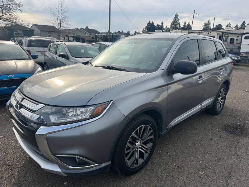 2016 Mitsubishi Outlander ES