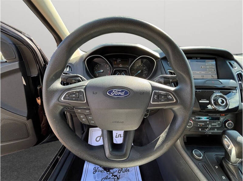 2017 Ford Focus SEL