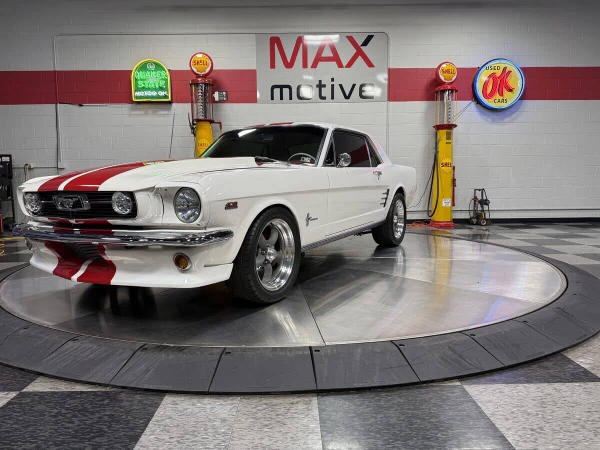 1966 Ford Mustang 25