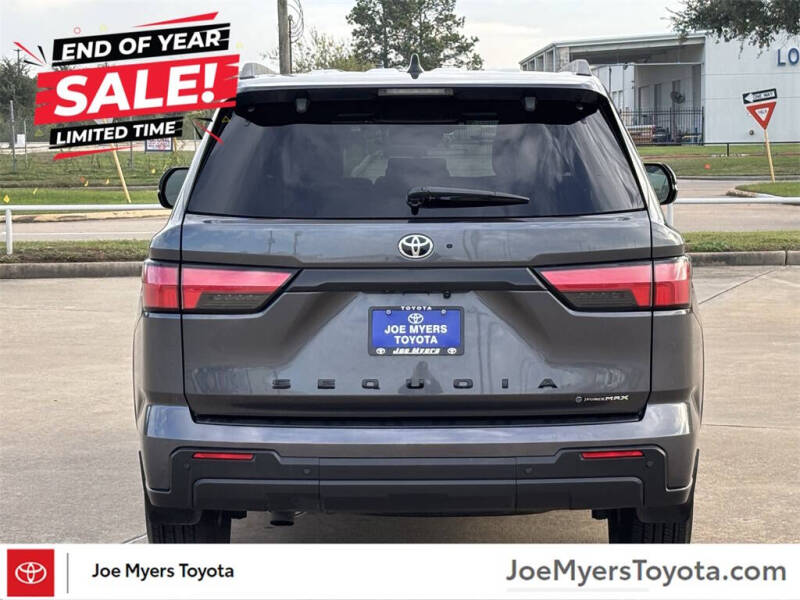 2025 Toyota Sequoia SR5