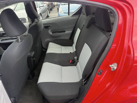 2012 Toyota Prius c One