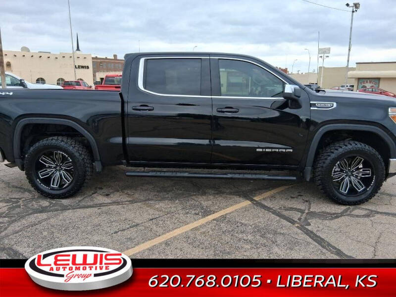 Used 2019 GMC Sierra 1500 SLE with VIN 1GTU9BED2KZ339663 for sale in Liberal, KS