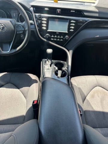 2020 Toyota Camry LE