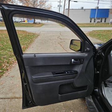 2011 Ford Escape Limited