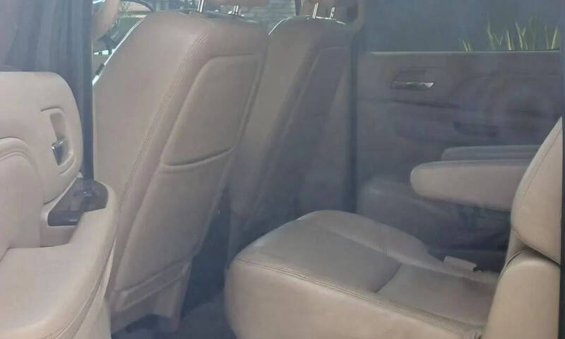 2011 Cadillac Escalade ESV Premium