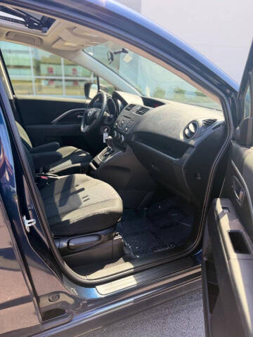 2014 Mazda MAZDA5 Touring