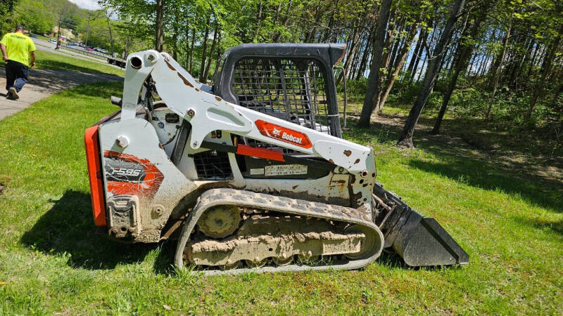 2021 Bobcat T595