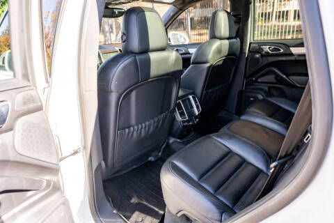 2015 Porsche Cayenne Turbo