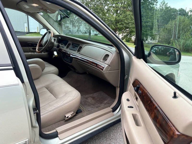 2004 Mercury Grand Marquis LS Premium