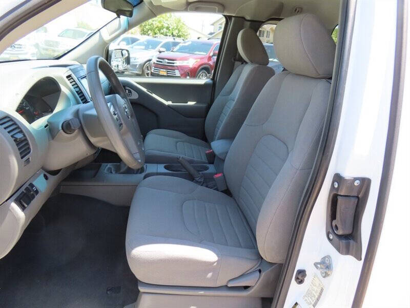 2019 Nissan Frontier S