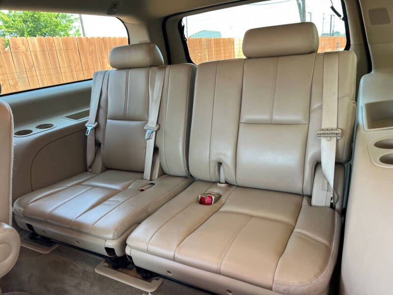 2012 Chevrolet Suburban LT