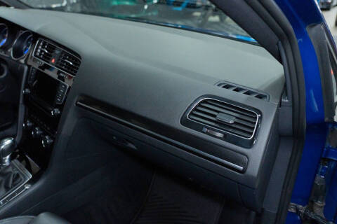 2015 Volkswagen Golf R