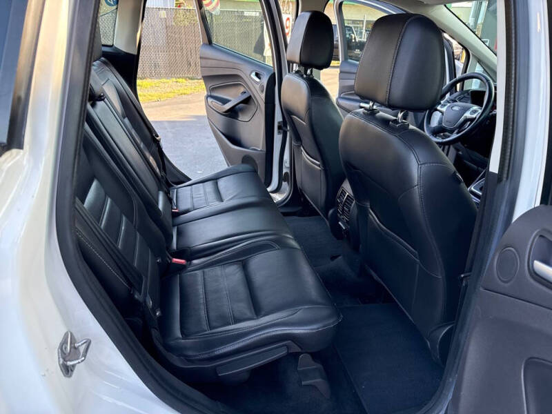 2017 Ford C-MAX Energi Titanium