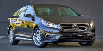 2015 Hyundai Sonata for sale at DSA Motor Sports Corp in Commack NY