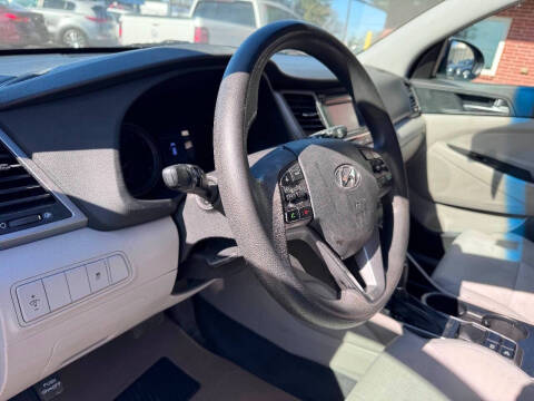 2017 Hyundai Tucson SE