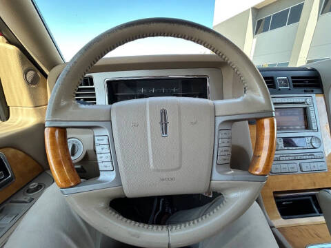 2008 Lincoln Navigator