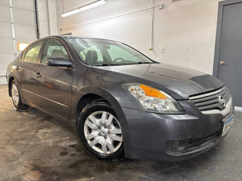 2009 Nissan Altima for sale at Sunfish Lake Motors in Ramsey MN