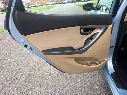 2012 Hyundai Elantra GLS