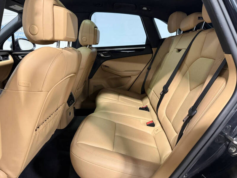 2018 Porsche Macan S