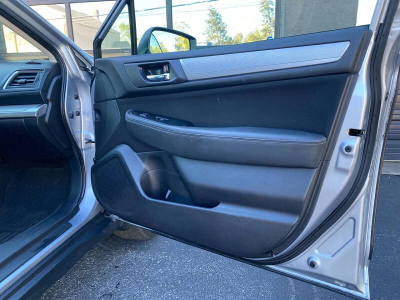 2017 Subaru Outback 2.5i Premium