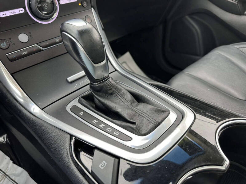 2016 Ford Edge Titanium
