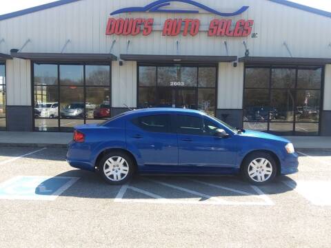 2014 Dodge Avenger for sale at DOUG'S AUTO SALES INC in Pleasant View TN