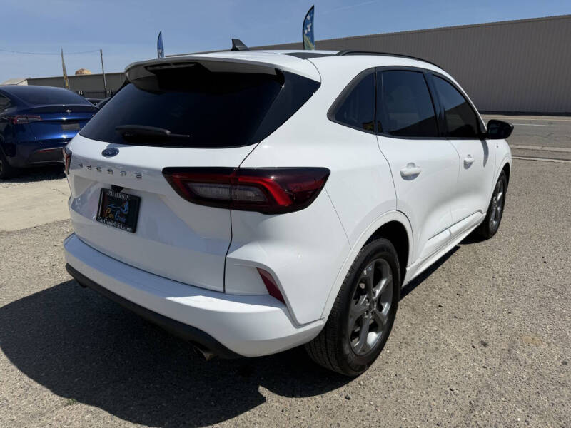 2023 Ford Escape ST-Line