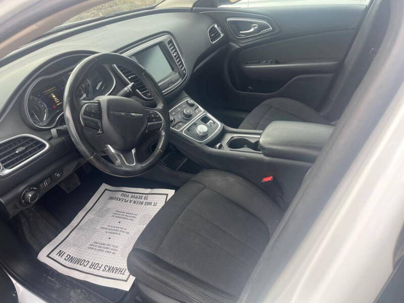 2016 Chrysler 200 Limited