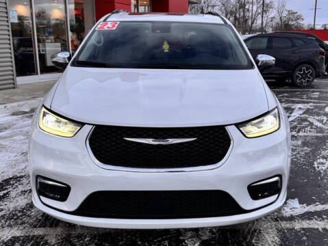 2023 Chrysler Pacifica for sale at Buy From Steve Z in Detroit MI