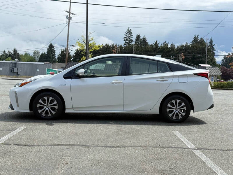 2020 Toyota Prius XLE AWD-e