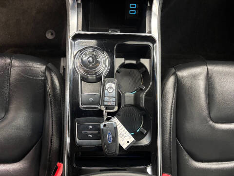 2020 Ford Edge Titanium