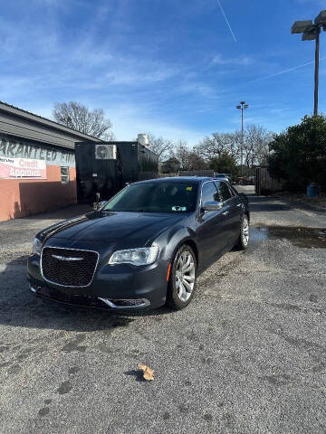 2017 Chrysler 300 C