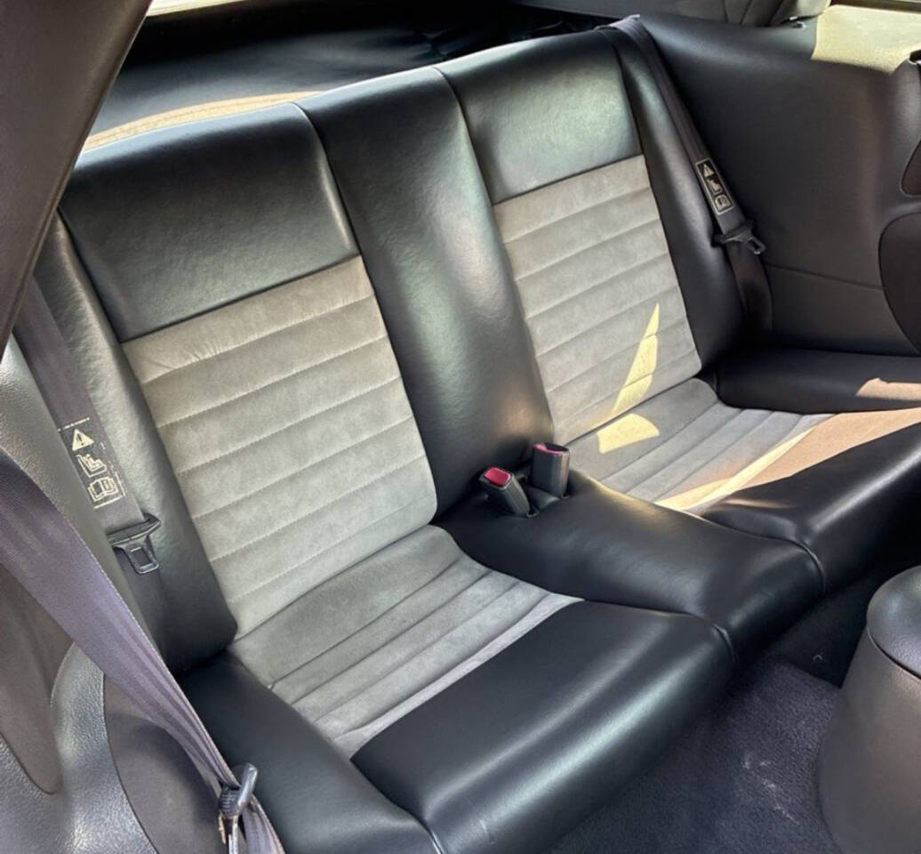 2001 Ford Mustang SVT Cobra 8