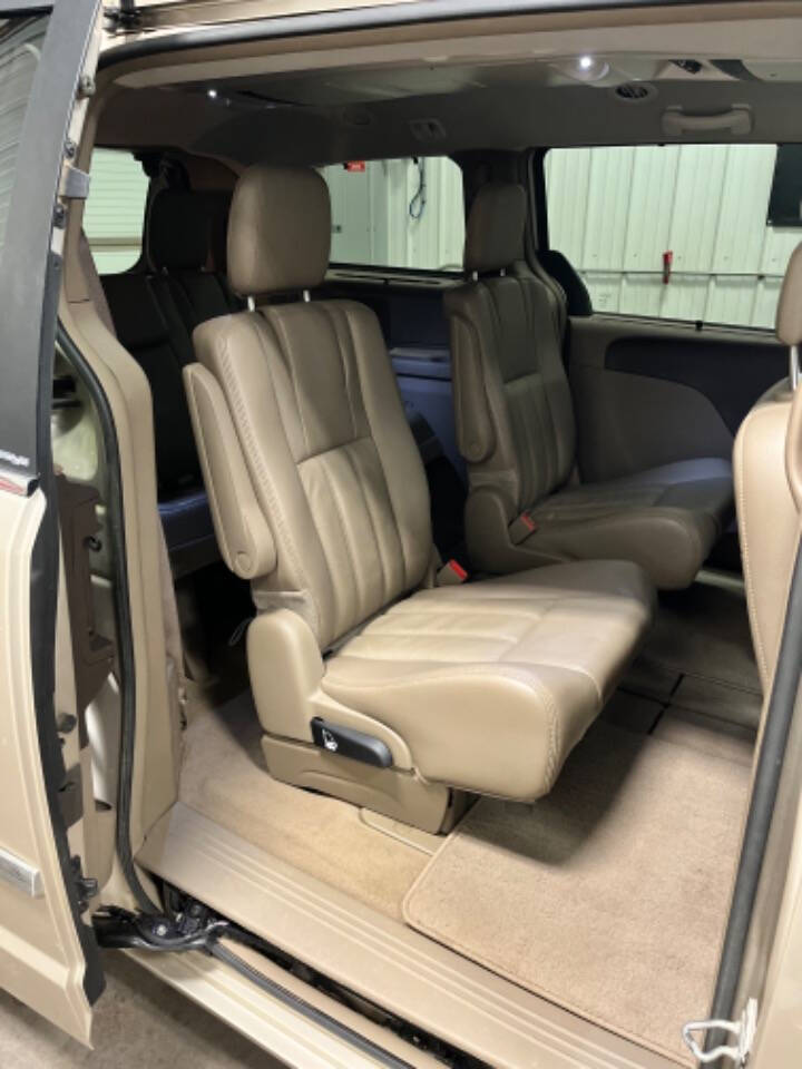 2013 Chrysler Town and Country for sale at Exclusive Motors in Sioux Falls, SD