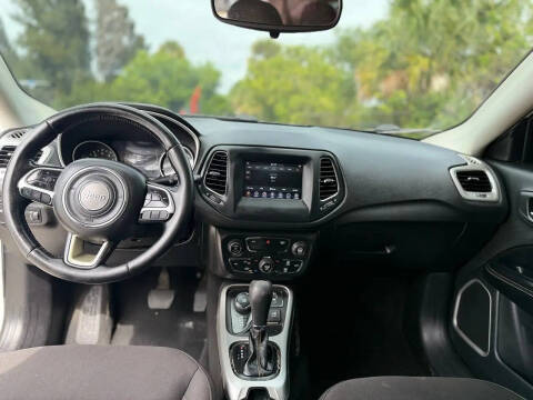 2020 Jeep Compass Sport