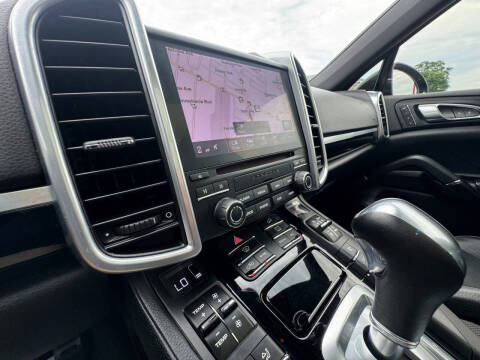 2017 Porsche Cayenne