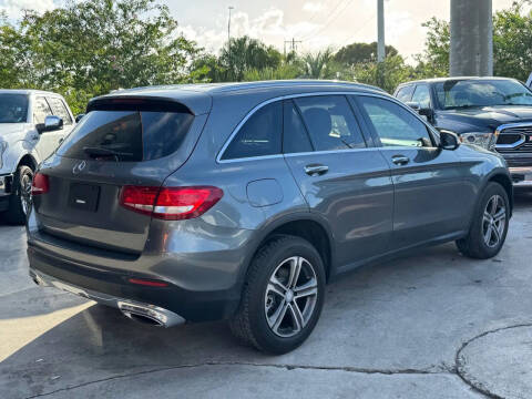 2017 Mercedes-Benz GLC GLC 300