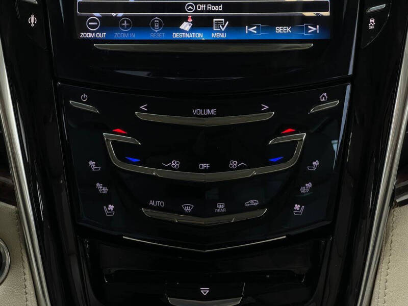 2016 Cadillac Escalade Luxury Collection