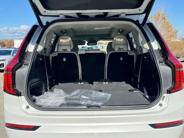 2026 Volvo XC90 B6 Ultra Dark 7P