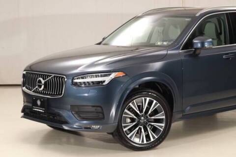 2022 Volvo XC90 T5 Momentum